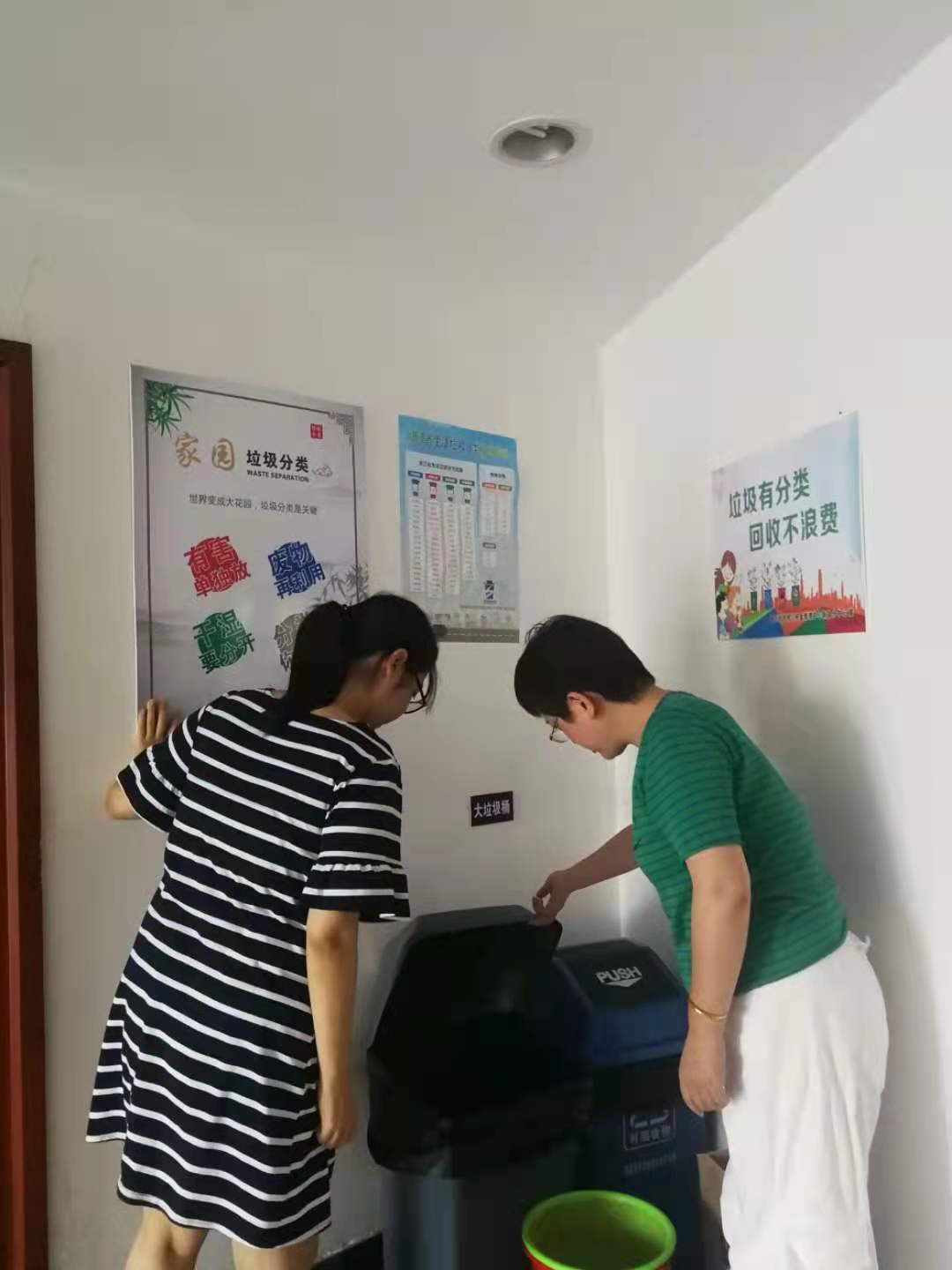 最新高价回收公积金卡联系方式方法分析(最方便真实的新昌公积金回收本金是什么意思?方法)